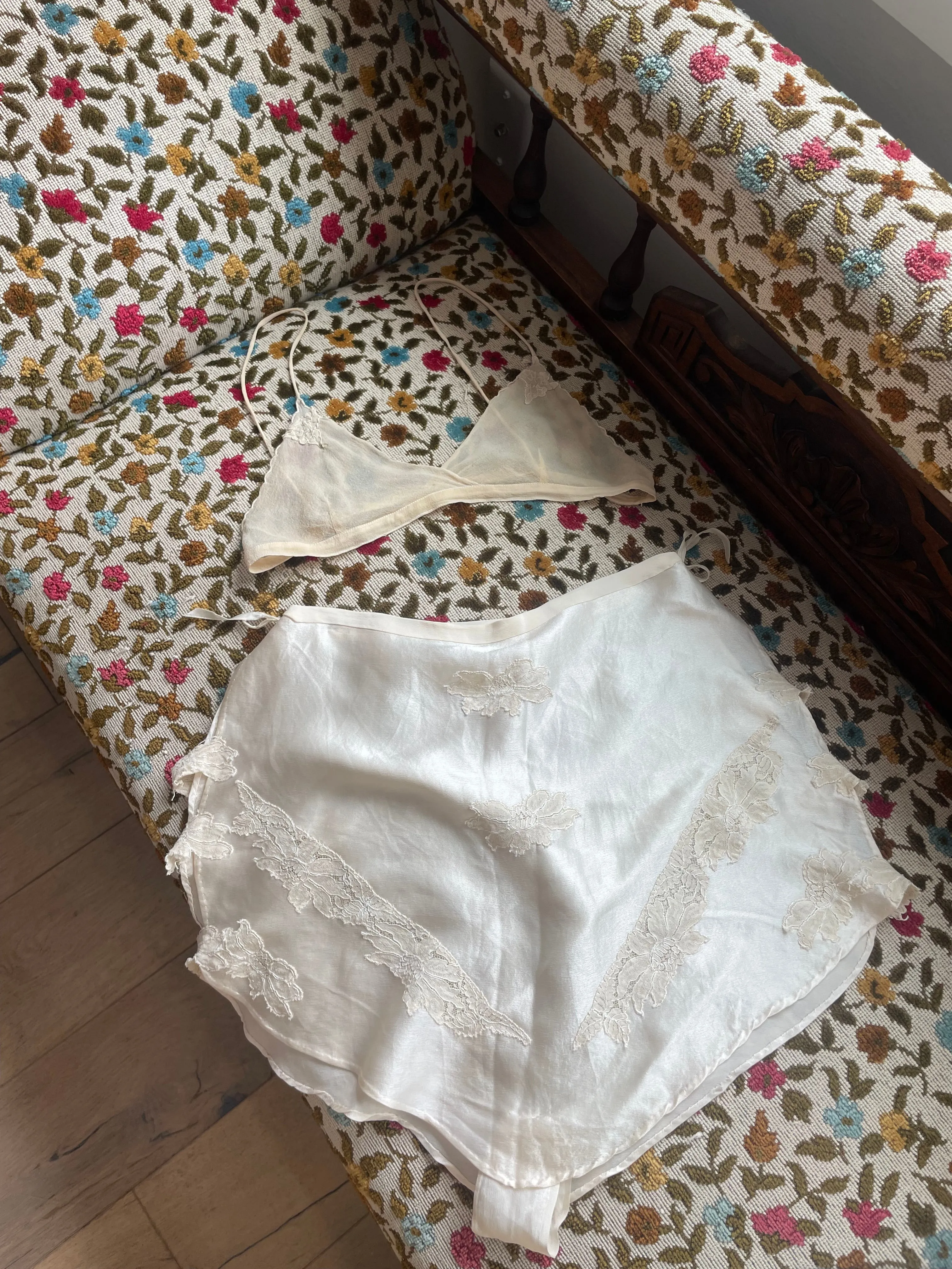 1920s Peek-A-Boo Silk & Chiffon Lace Appliqué Lingerie Boudoir Set