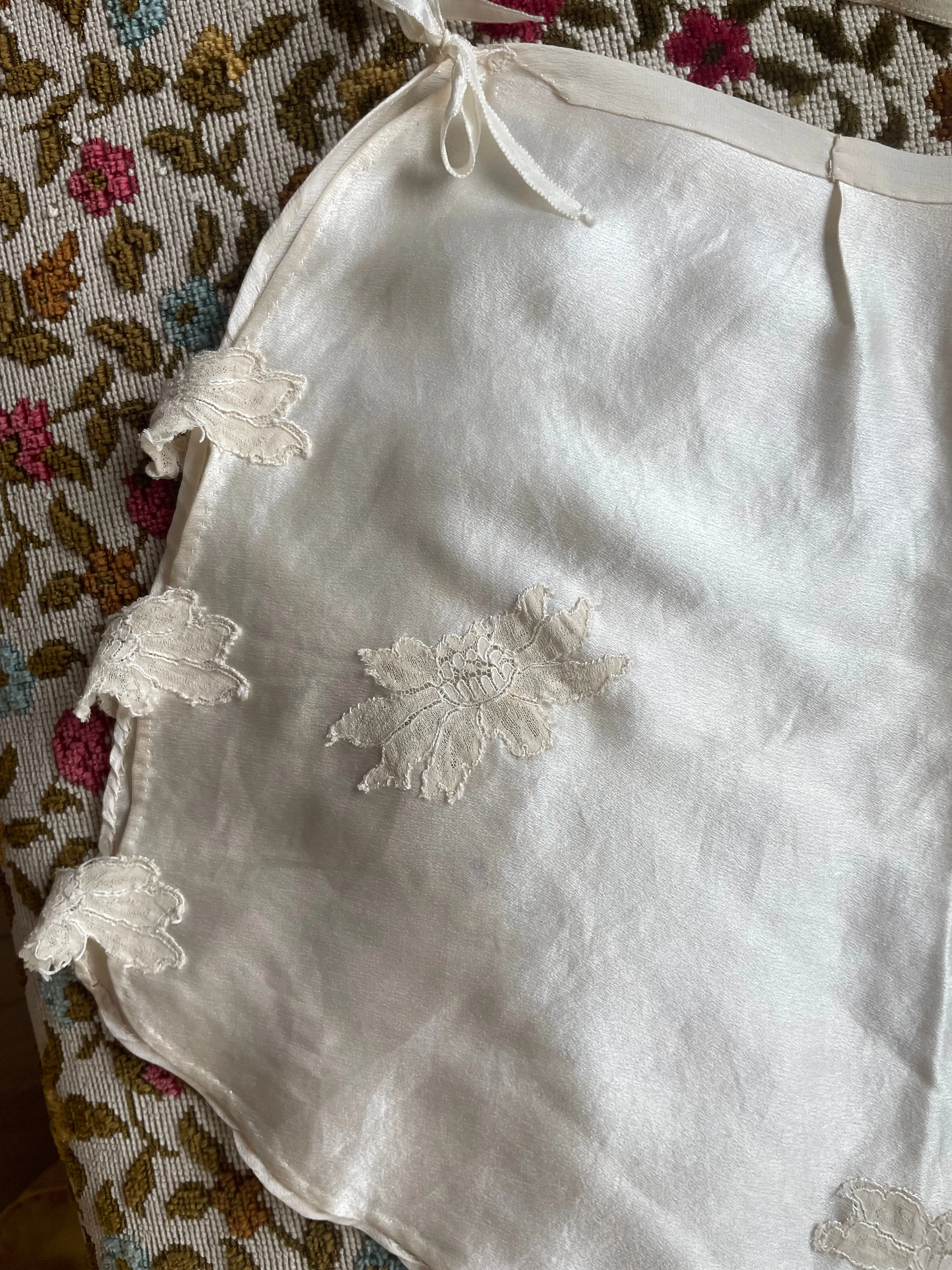 1920s Peek-A-Boo Silk & Chiffon Lace Appliqué Lingerie Boudoir Set