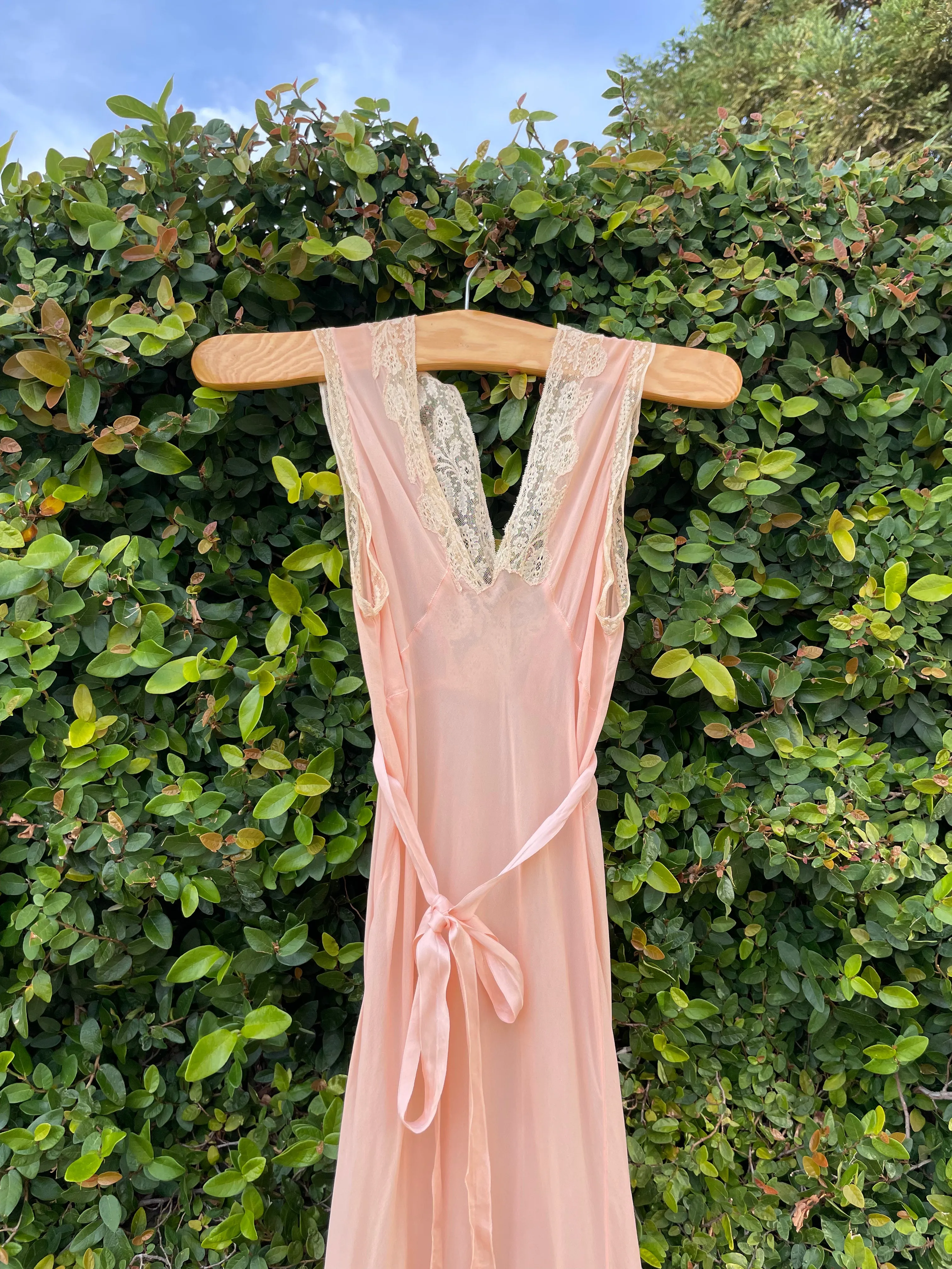 1930s Ballet Pink Silk Chiffon & Lace Trim Bias Cut Slip Dress