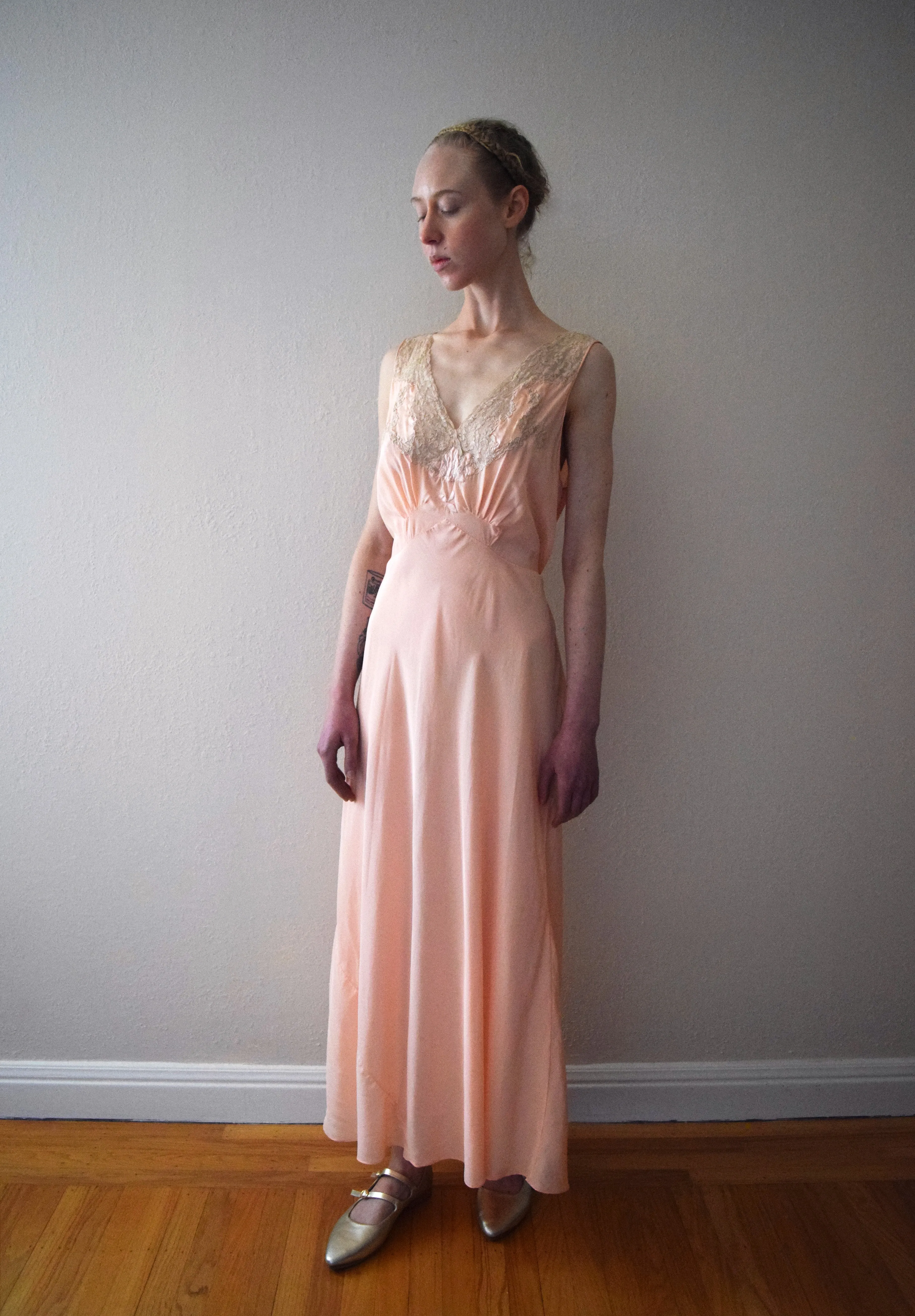1930s bias cut silk gown . vintage slip dress . size medium to l/xl
