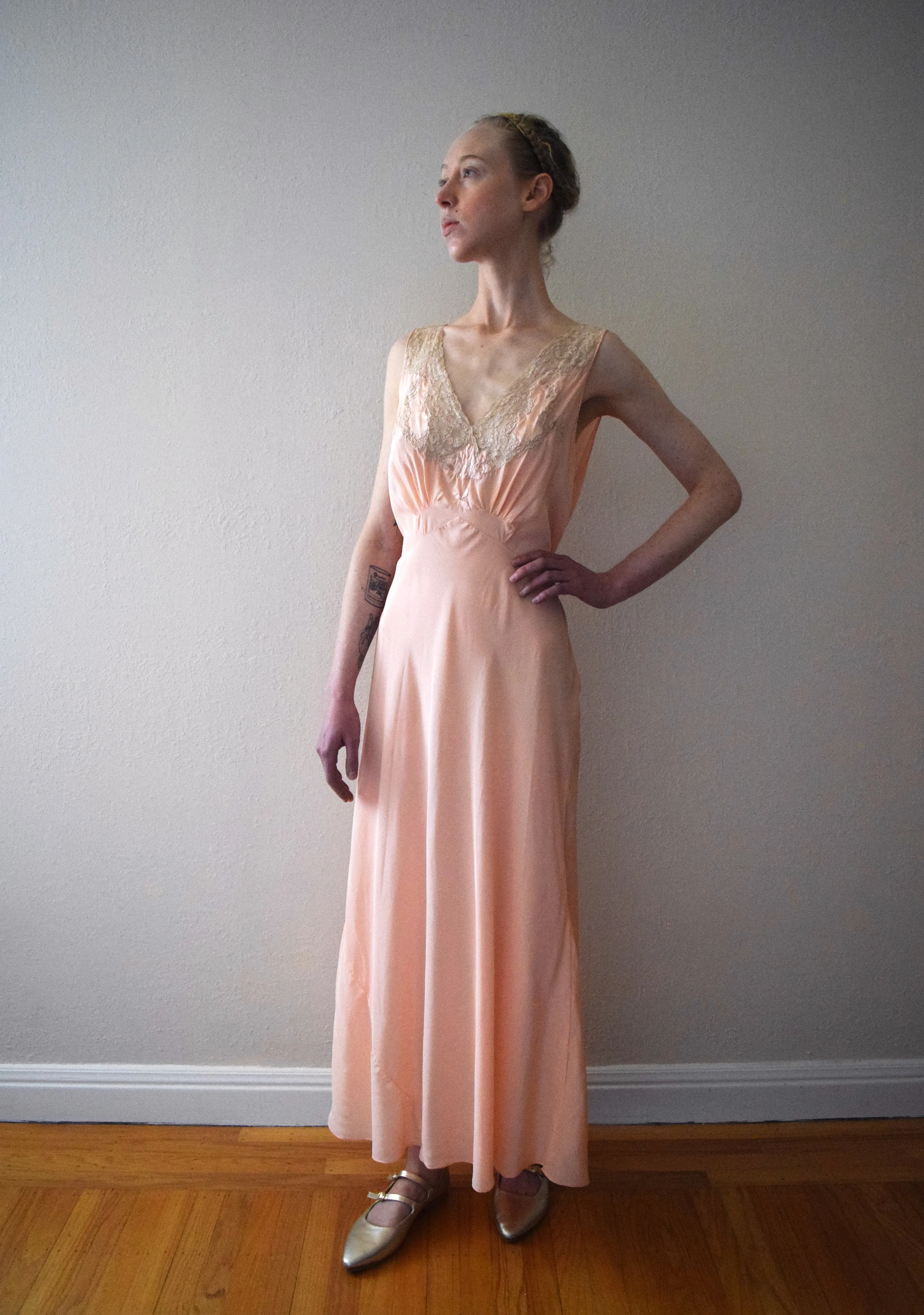 1930s bias cut silk gown . vintage slip dress . size medium to l/xl