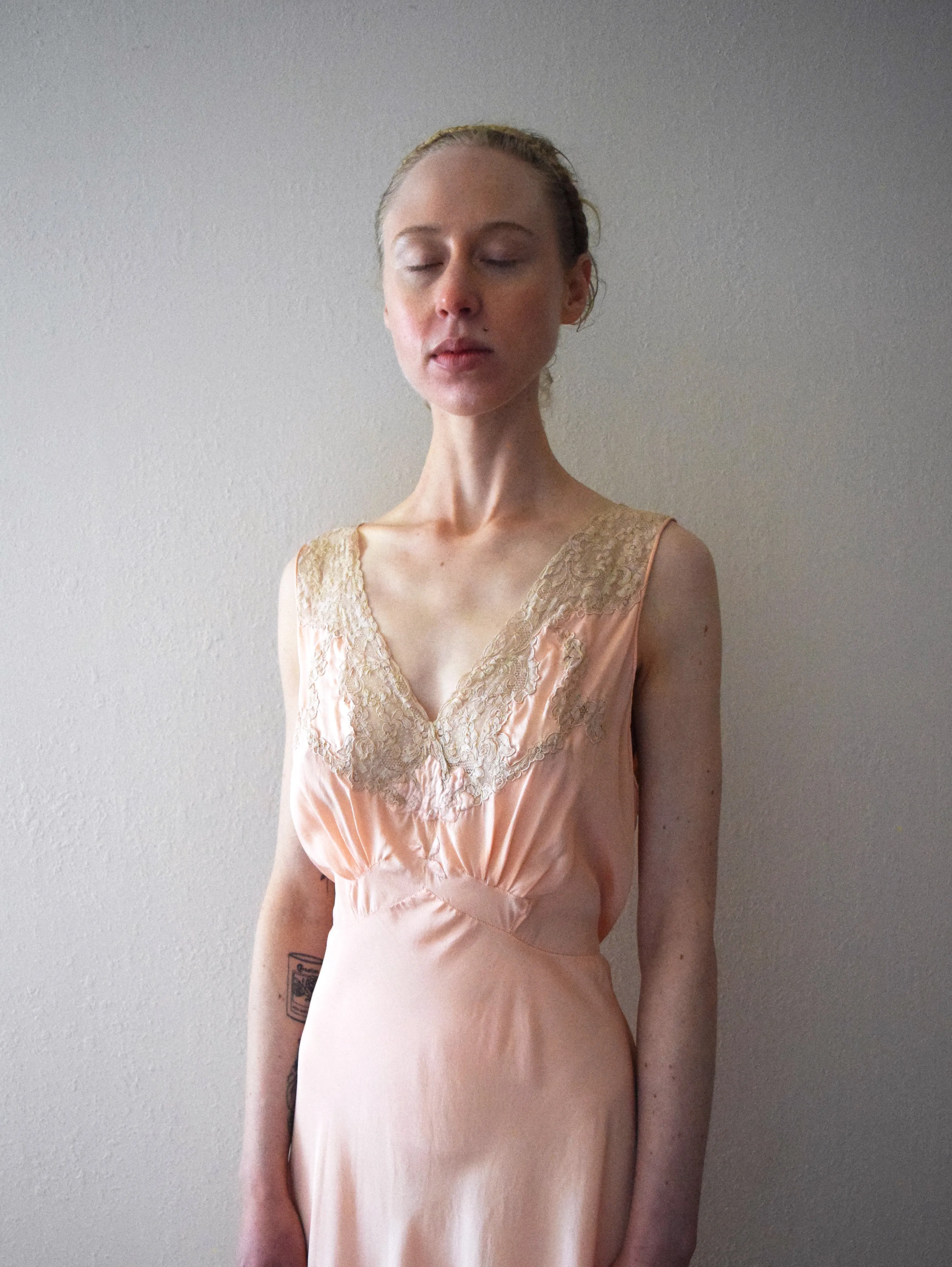 1930s bias cut silk gown . vintage slip dress . size medium to l/xl
