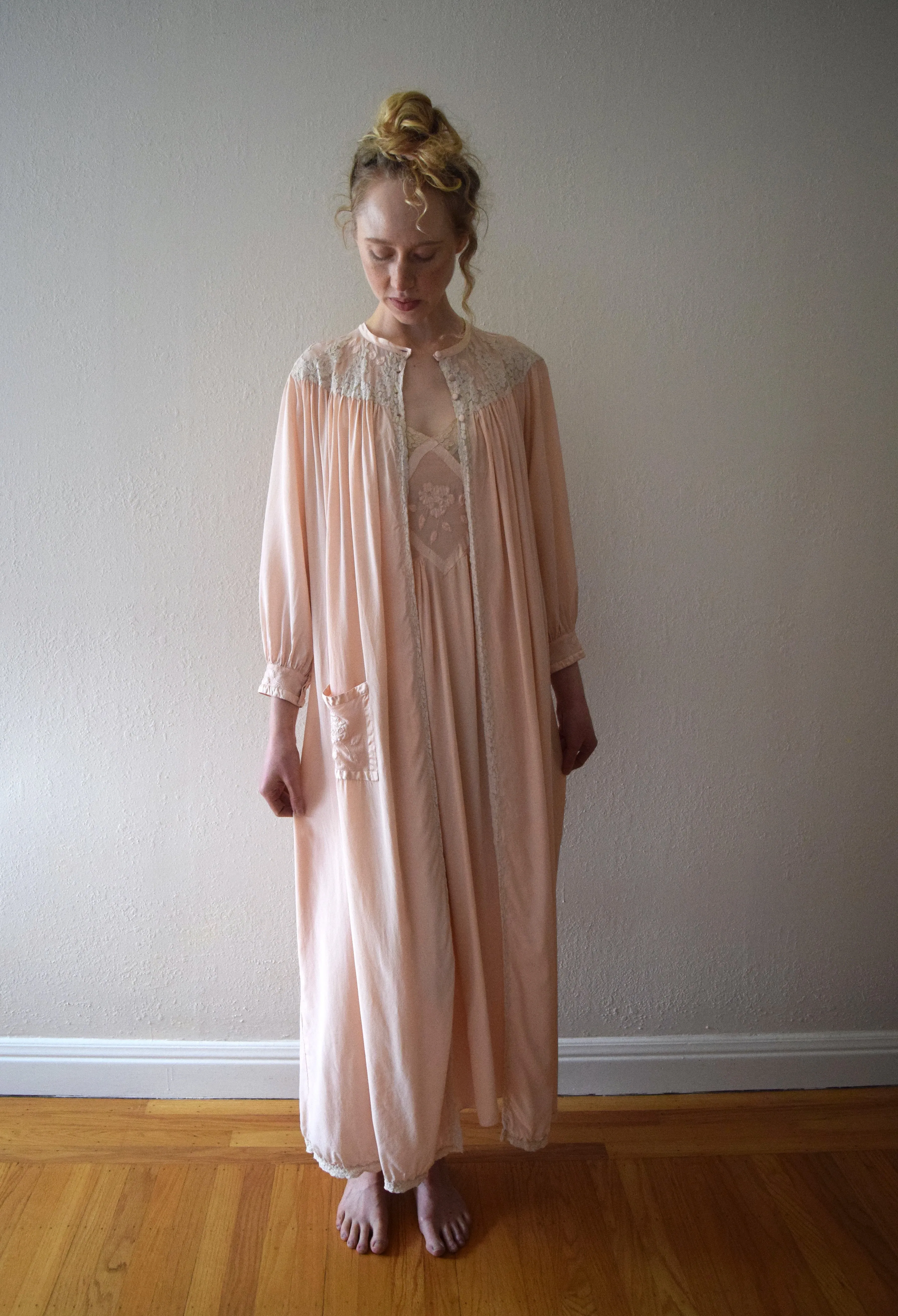 1930s silk peignoir set . vintage 30s slip and robe . size xs to small