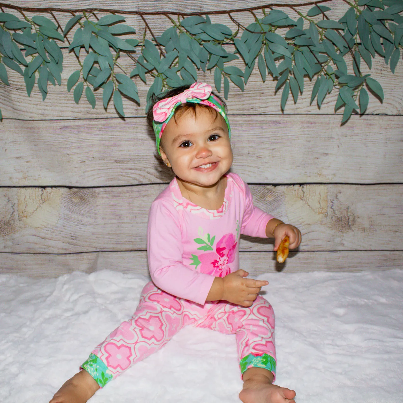 AnnLoren Baby Girls Layette Pink Arabesque Floral Onesie Pants Headband 3pc Gift Set Clothing Sizes 3M - 18M