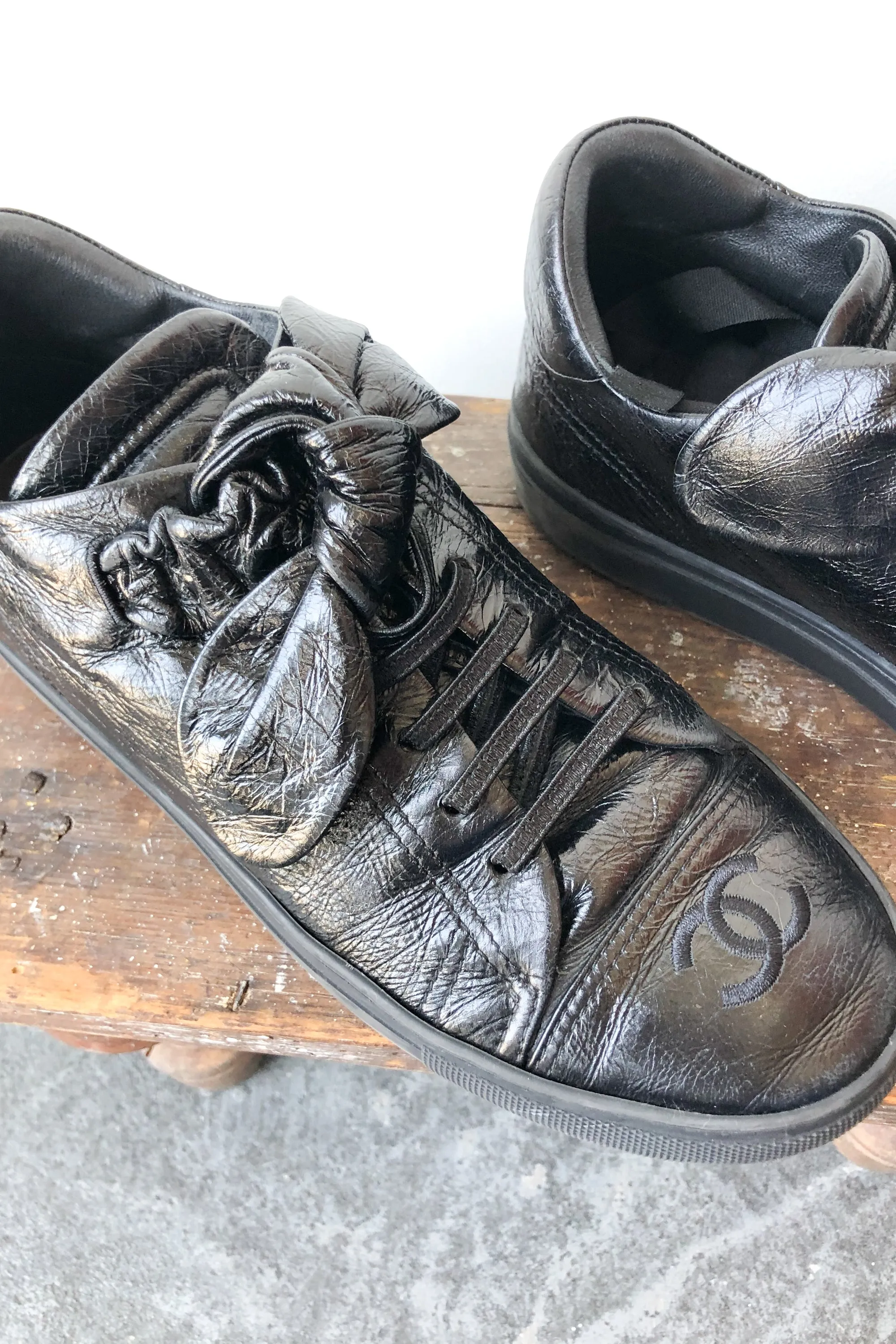 Authentic Chanel Black Bow Shoes