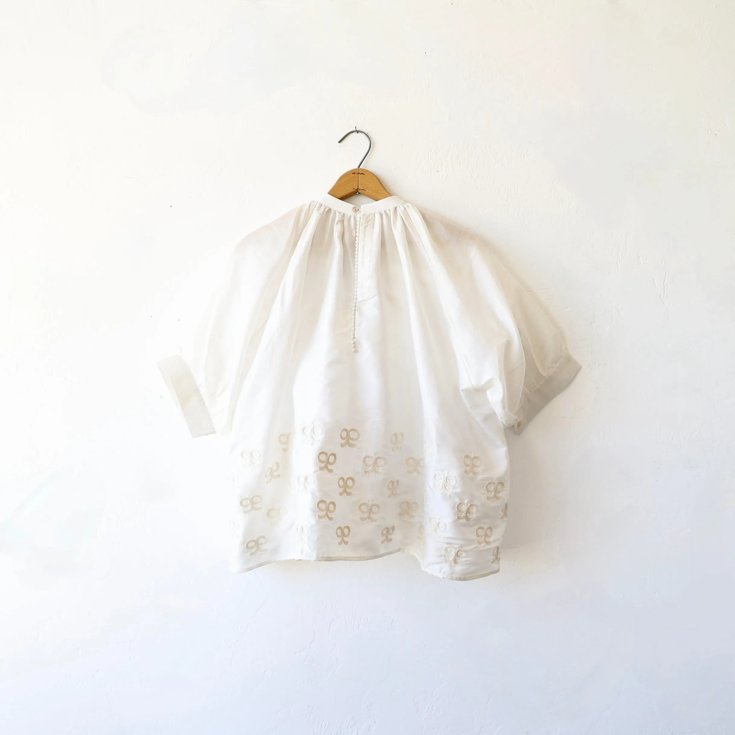 Bunon Puff Blouse - Soft White