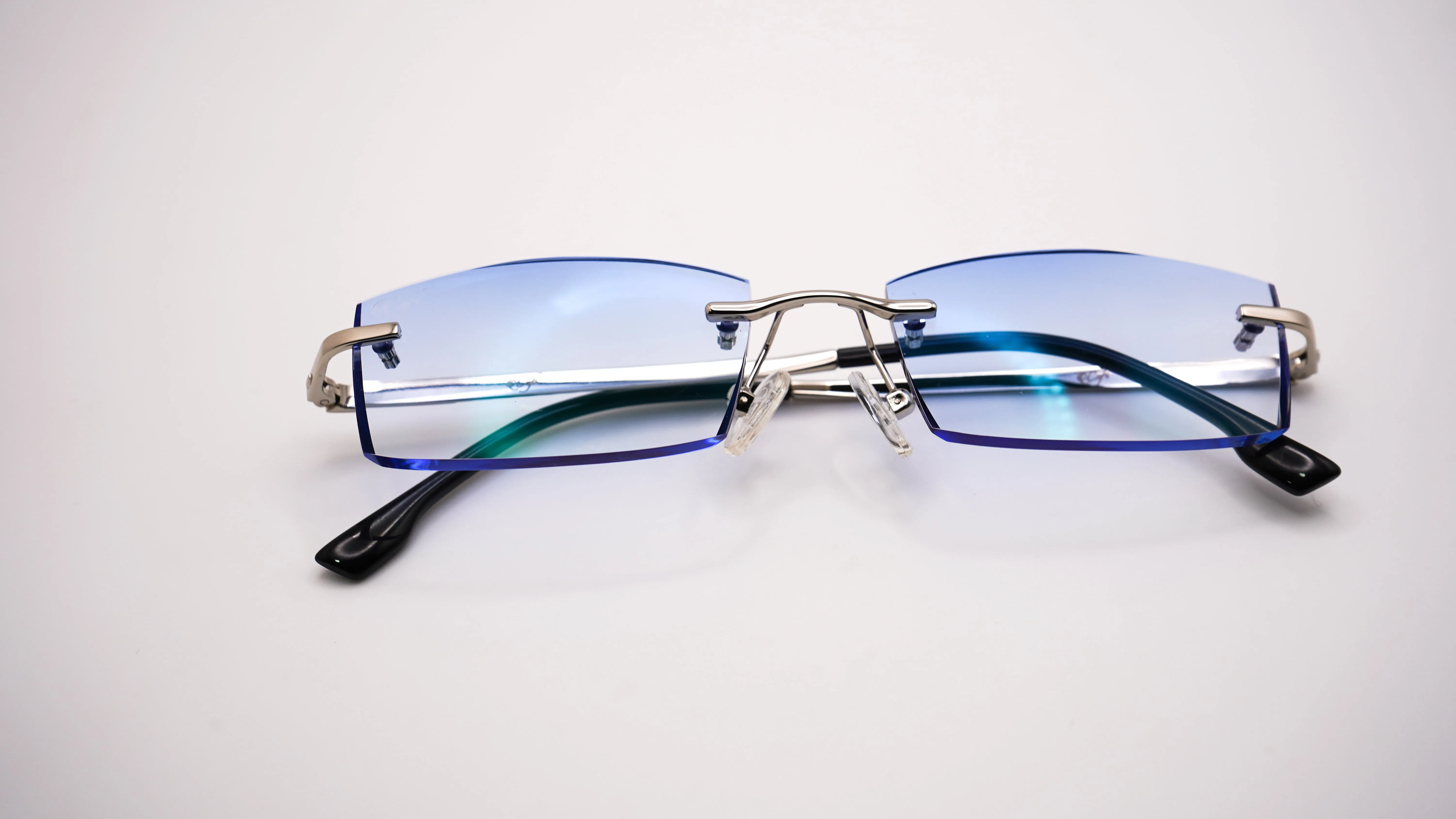 Cafr™ (Arc) Square - Silver Wires (1st Generation)   Bluesafe