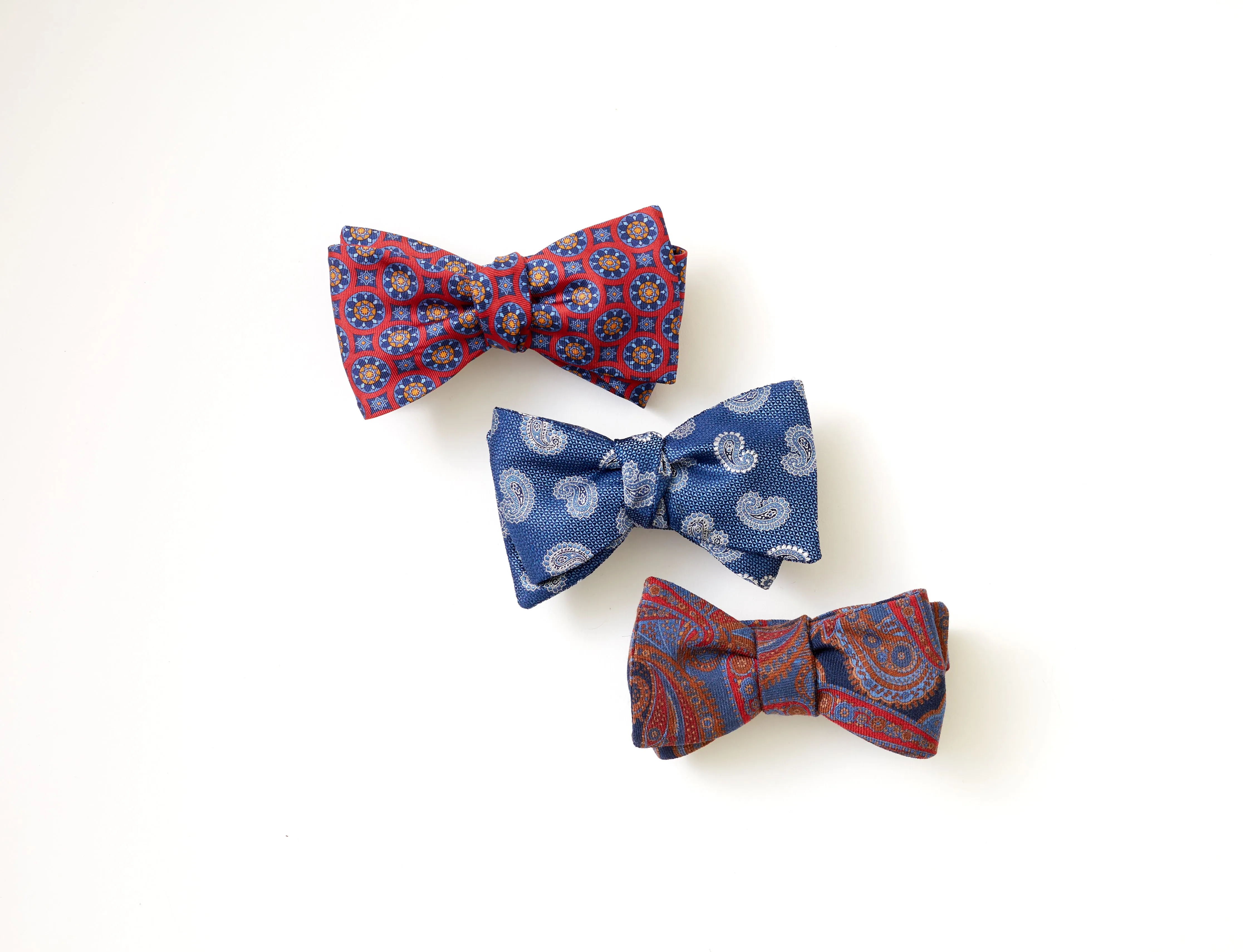 Colonia - Bow Ties