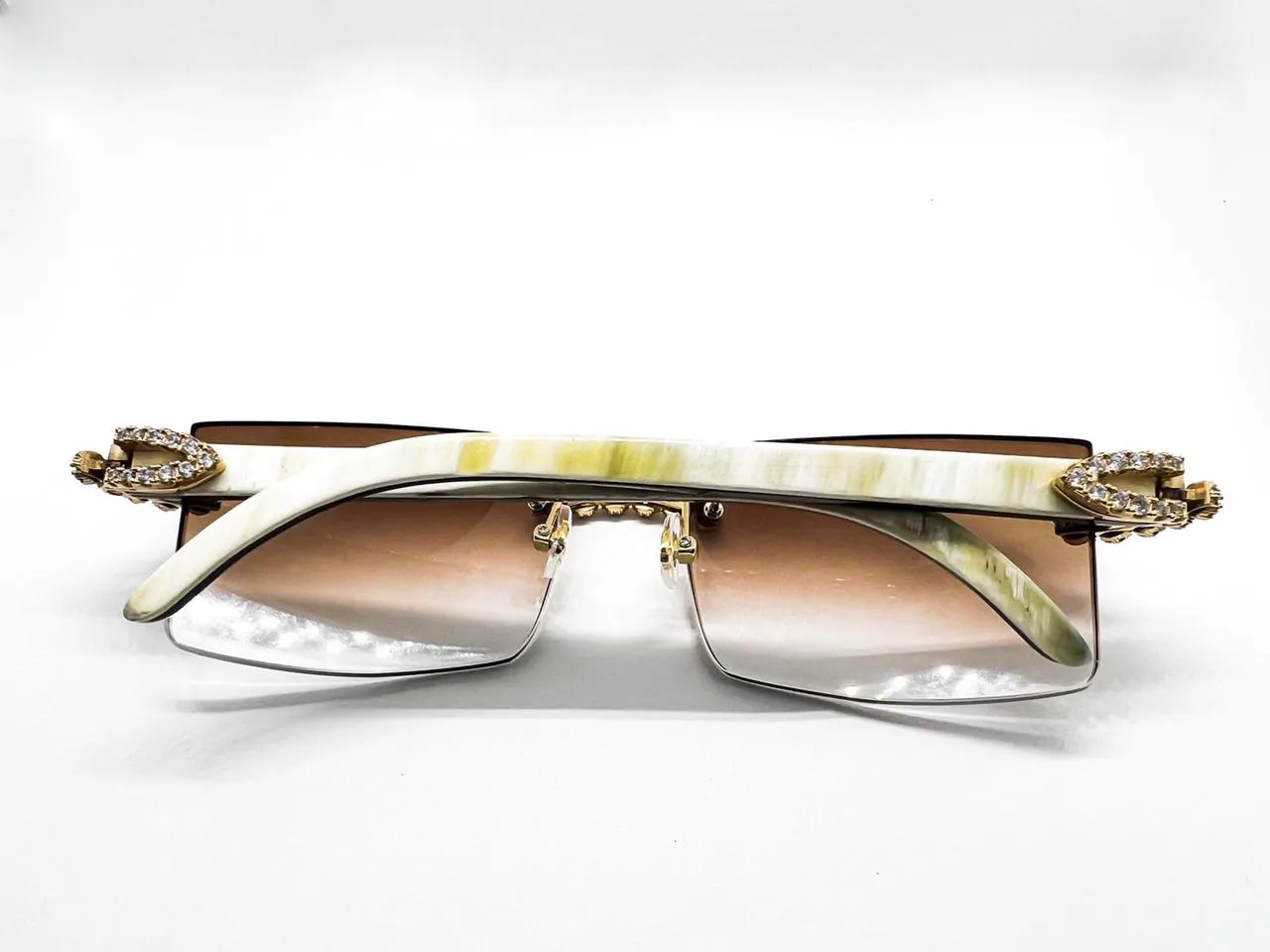 Gold Decor C White Buffs Ivory Swirls with 5 pc Cafr Flower Set Sunglasses