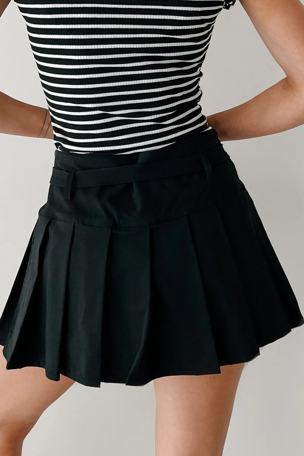 Influence & Inspire Pleated Belted Mini Skirt (Black)