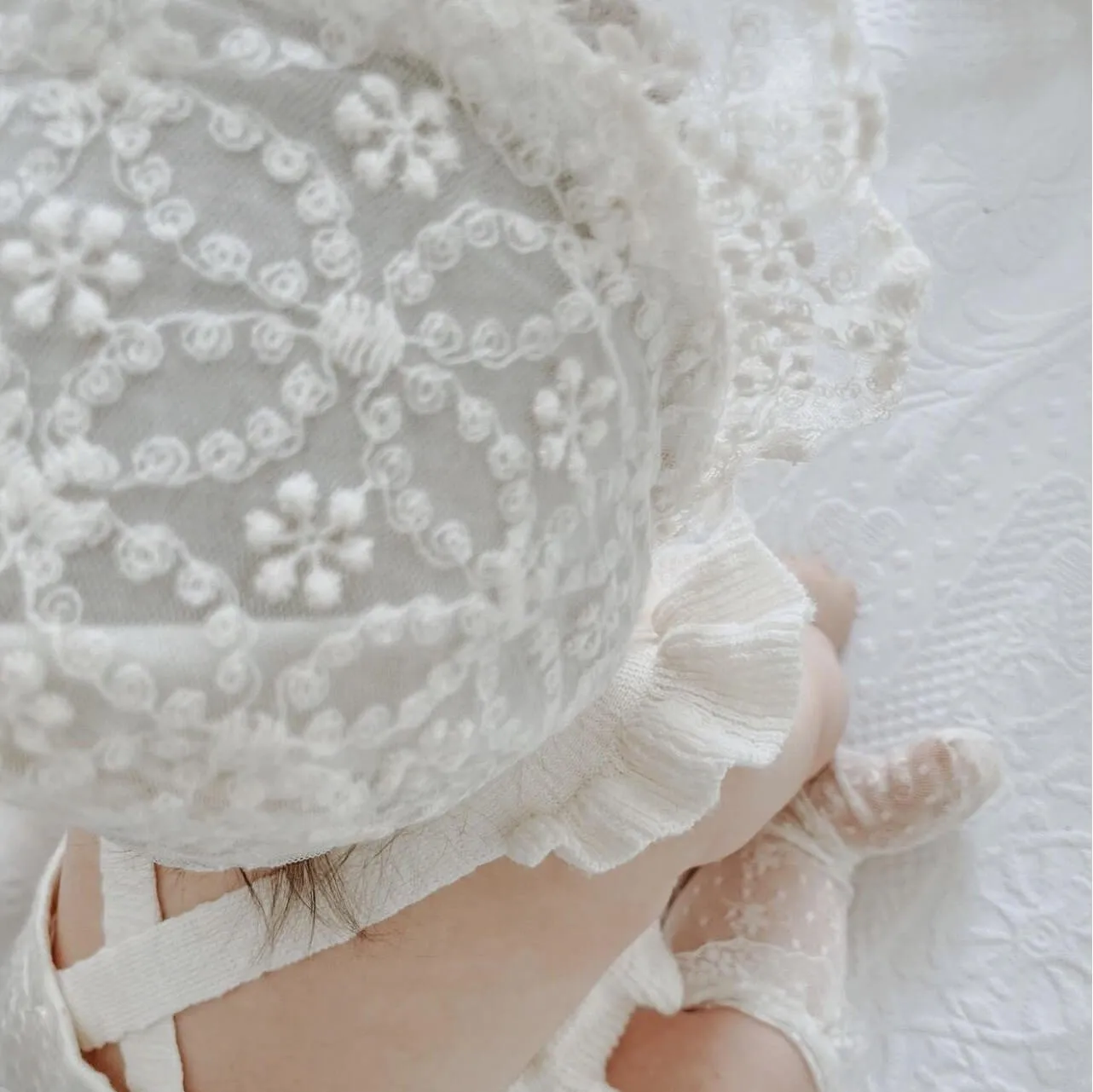 Ivory Lace Bonnet