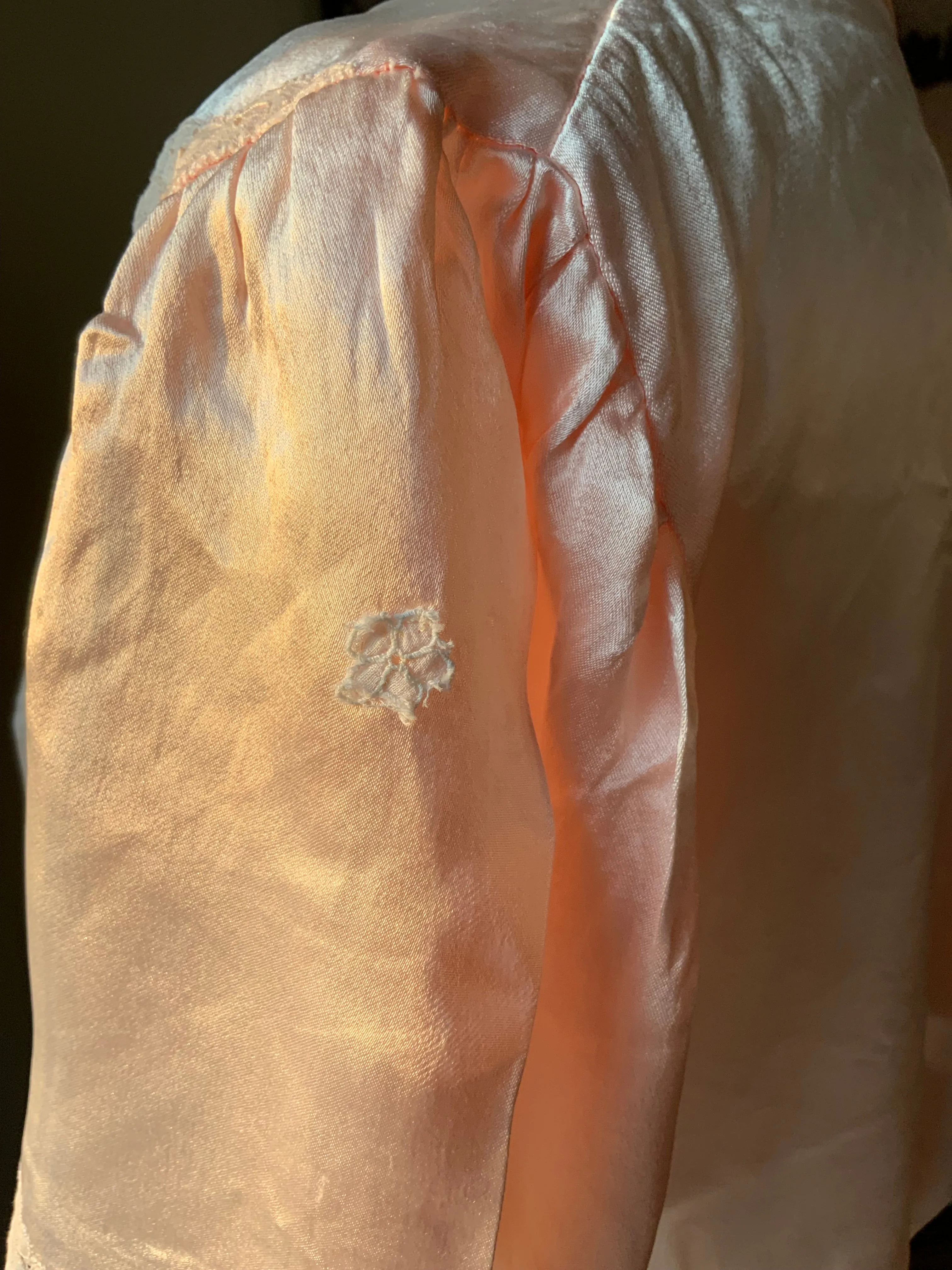 Light Pink Satin Bed Jacket - 50s - 50A
