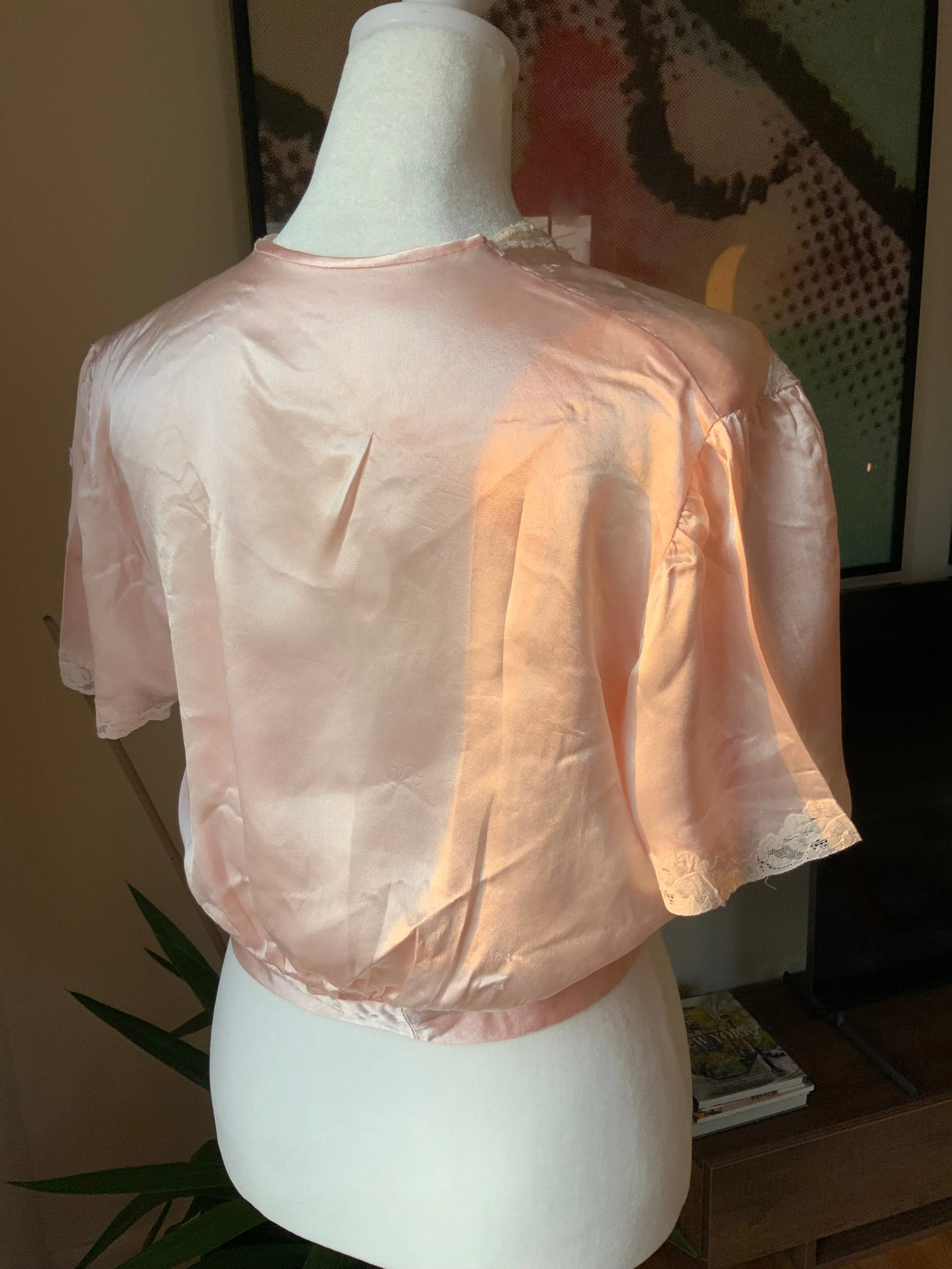 Light Pink Satin Bed Jacket - 50s - 50A