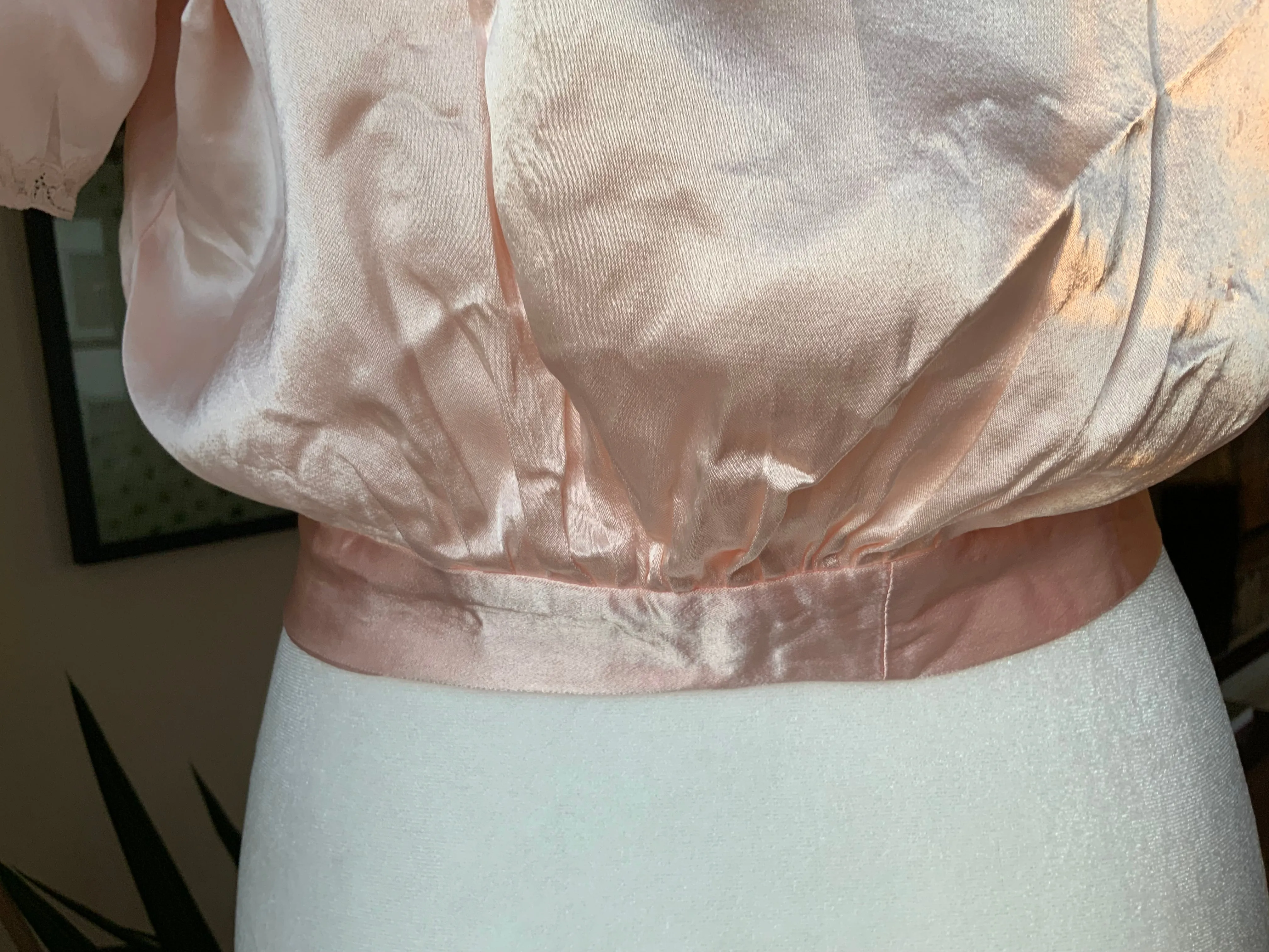 Light Pink Satin Bed Jacket - 50s - 50A