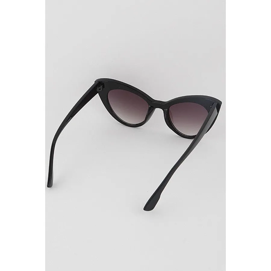 Look Out Marilyn Cateye Sun Glasses in Various Colors