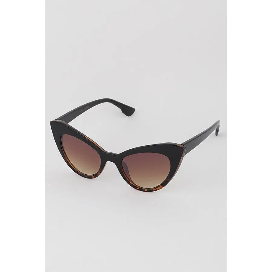 Look Out Marilyn Cateye Sun Glasses in Various Colors