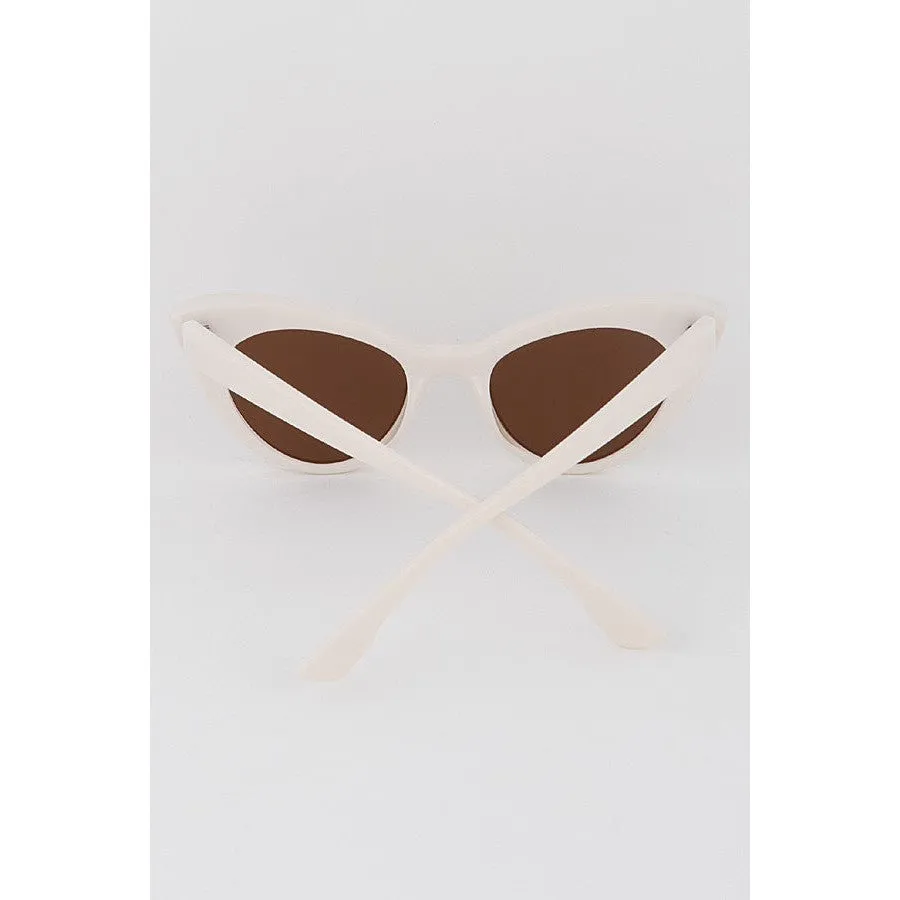 Look Out Marilyn Cateye Sun Glasses in Various Colors