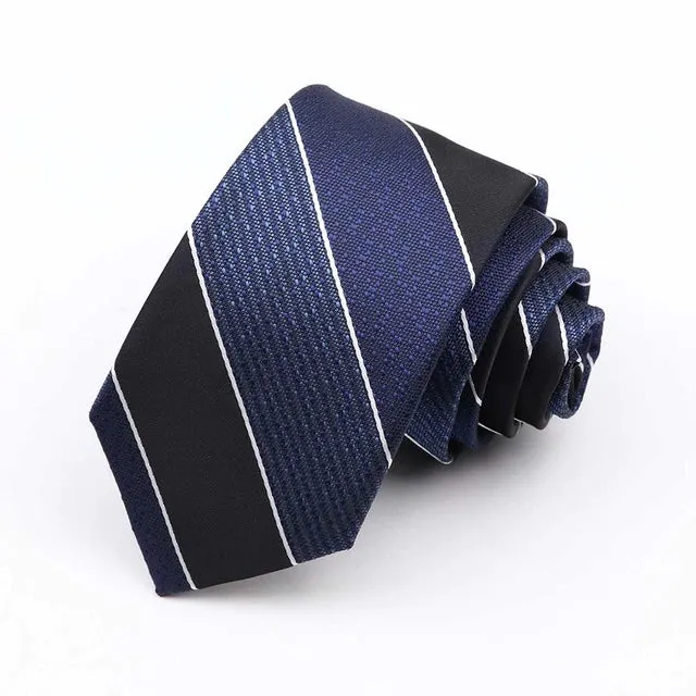Micah Jacquard Striped Skinny Tie in Navy
