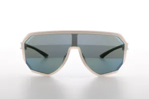 Newblood - Matt Grey / Khaki with Green Lens
