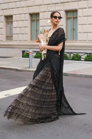 The little black bow sari