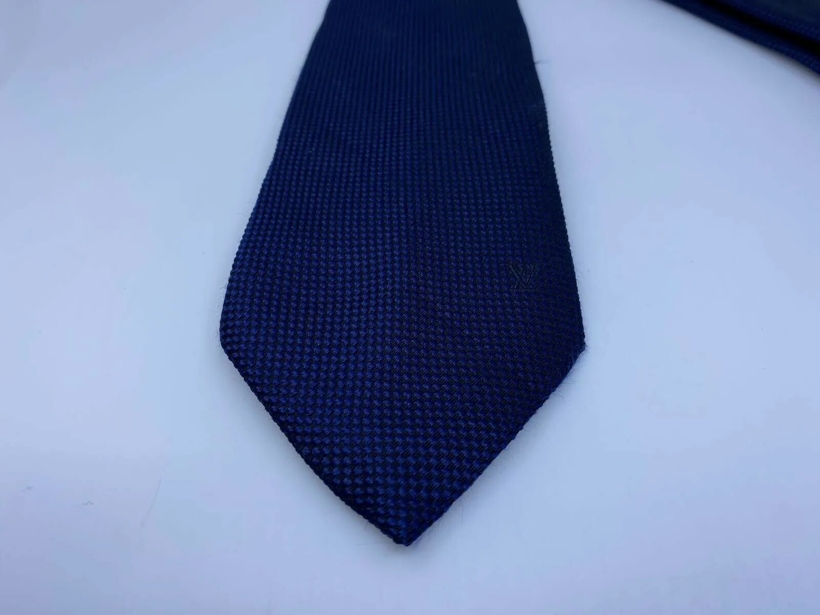 Uniformes Woven Navy Silk Tie