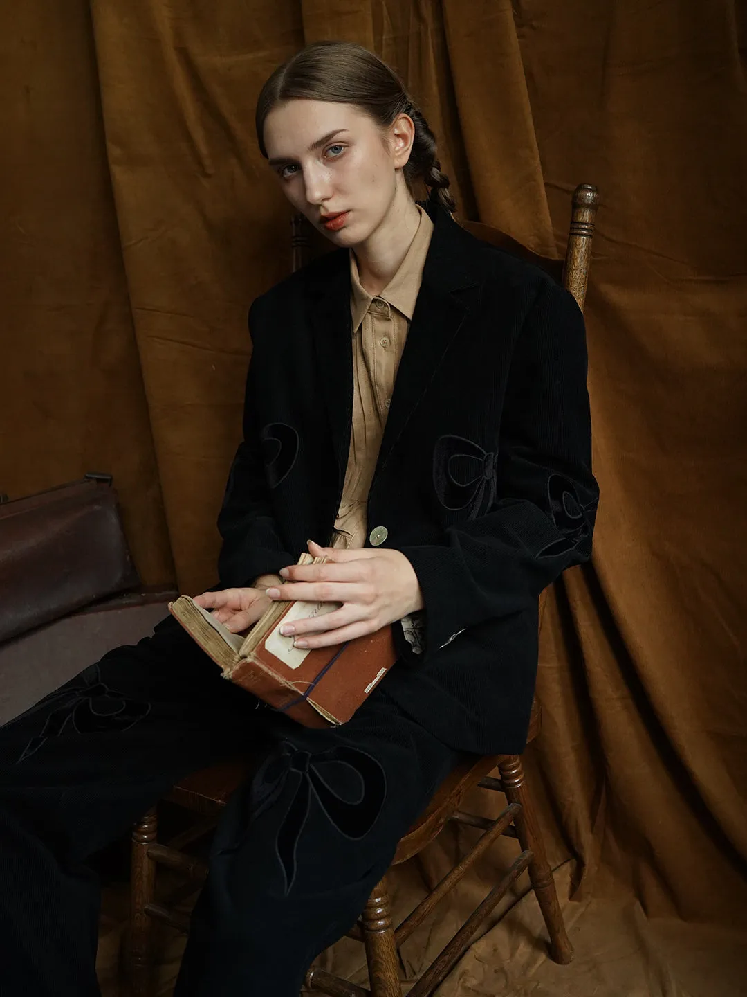 Unlogical Poem Bow-knot Appliques Black Cotton corduroy Blazer