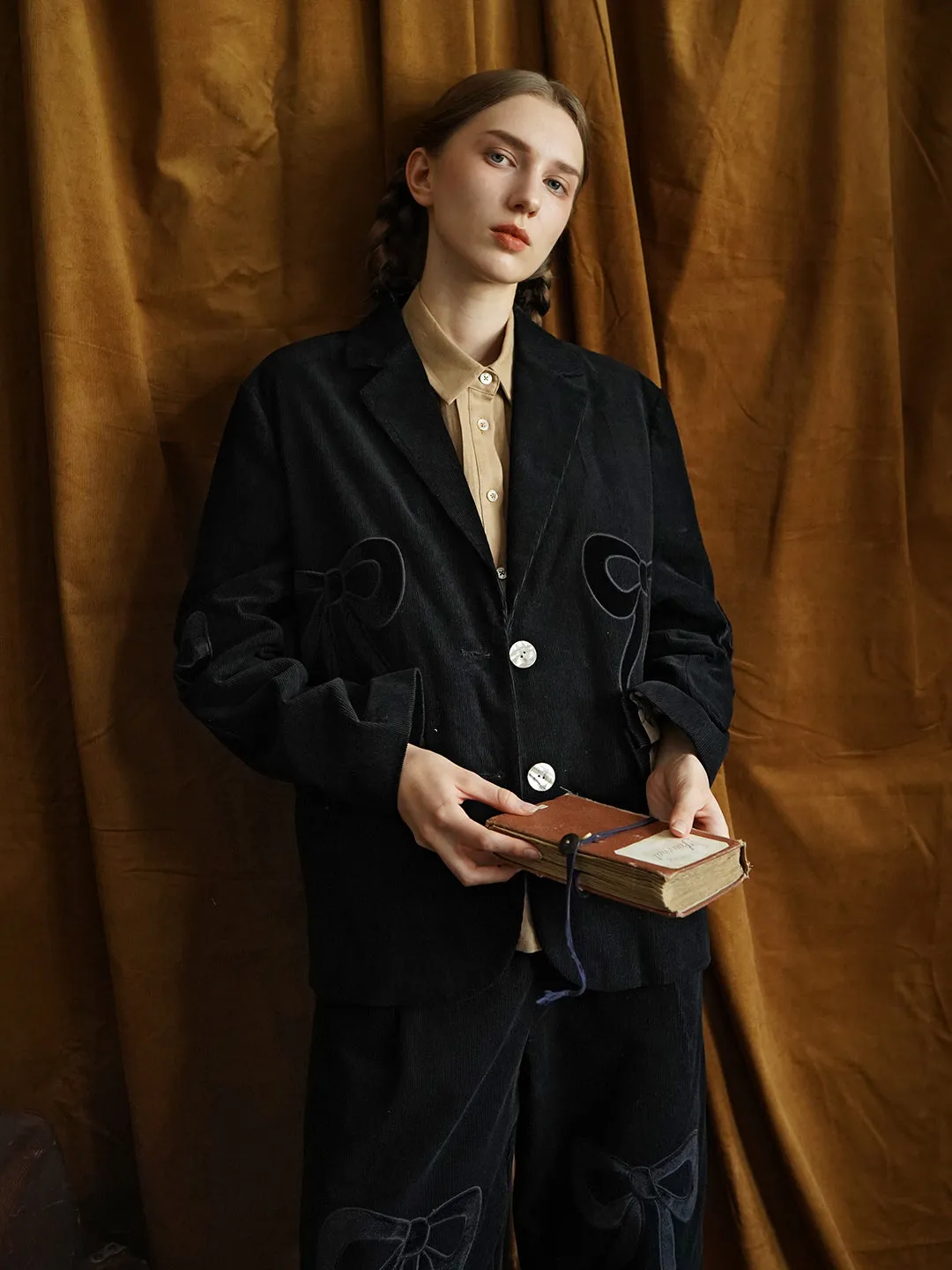 Unlogical Poem Bow-knot Appliques Black Cotton corduroy Blazer
