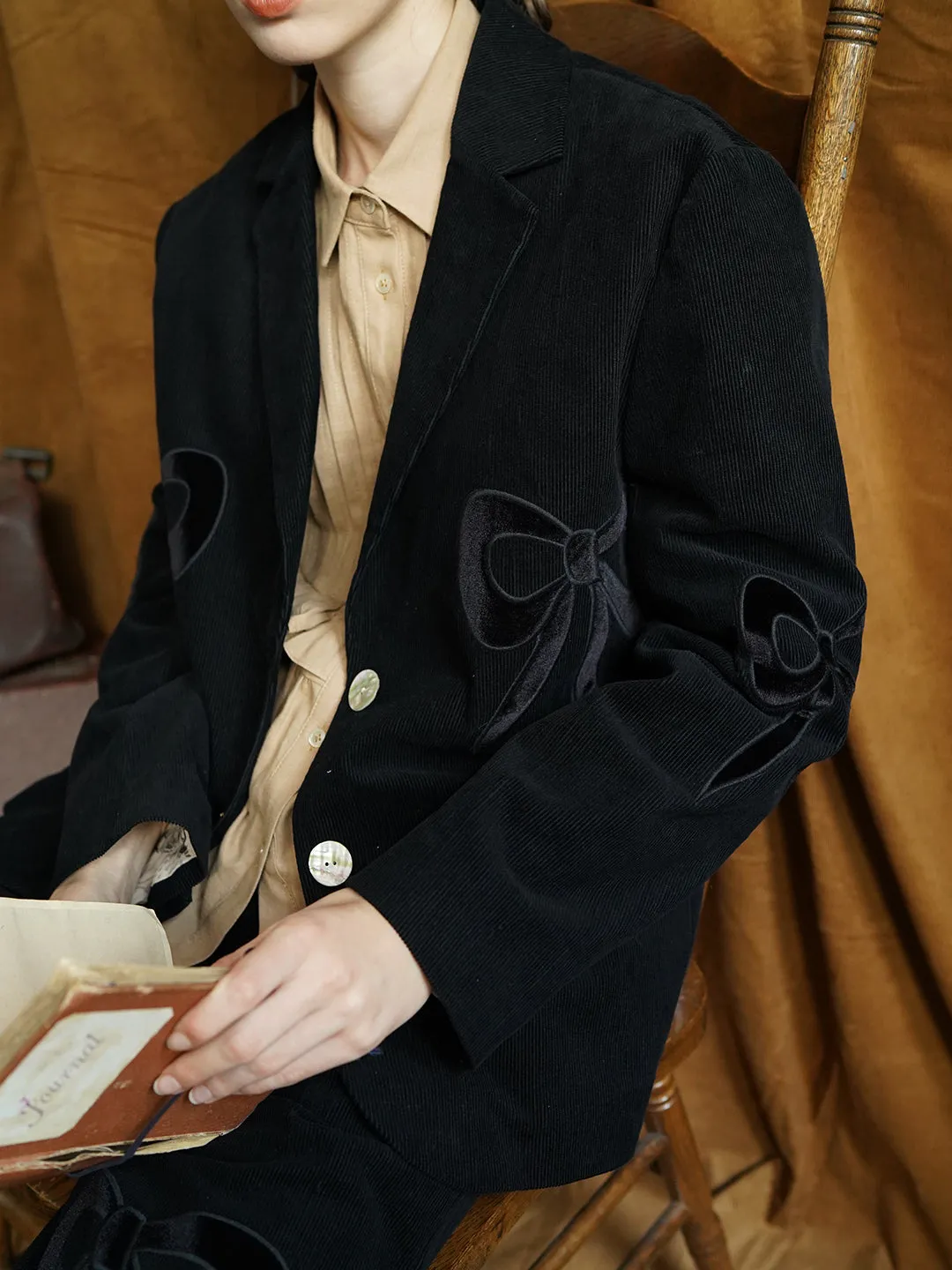 Unlogical Poem Bow-knot Appliques Black Cotton corduroy Blazer