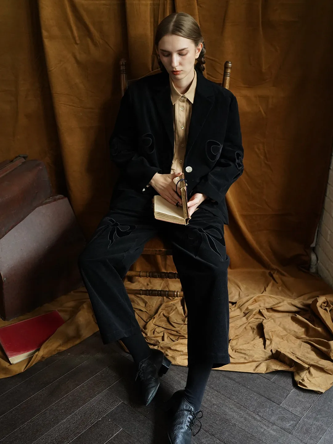 Unlogical Poem Bow-knot Appliques Black Cotton corduroy Blazer