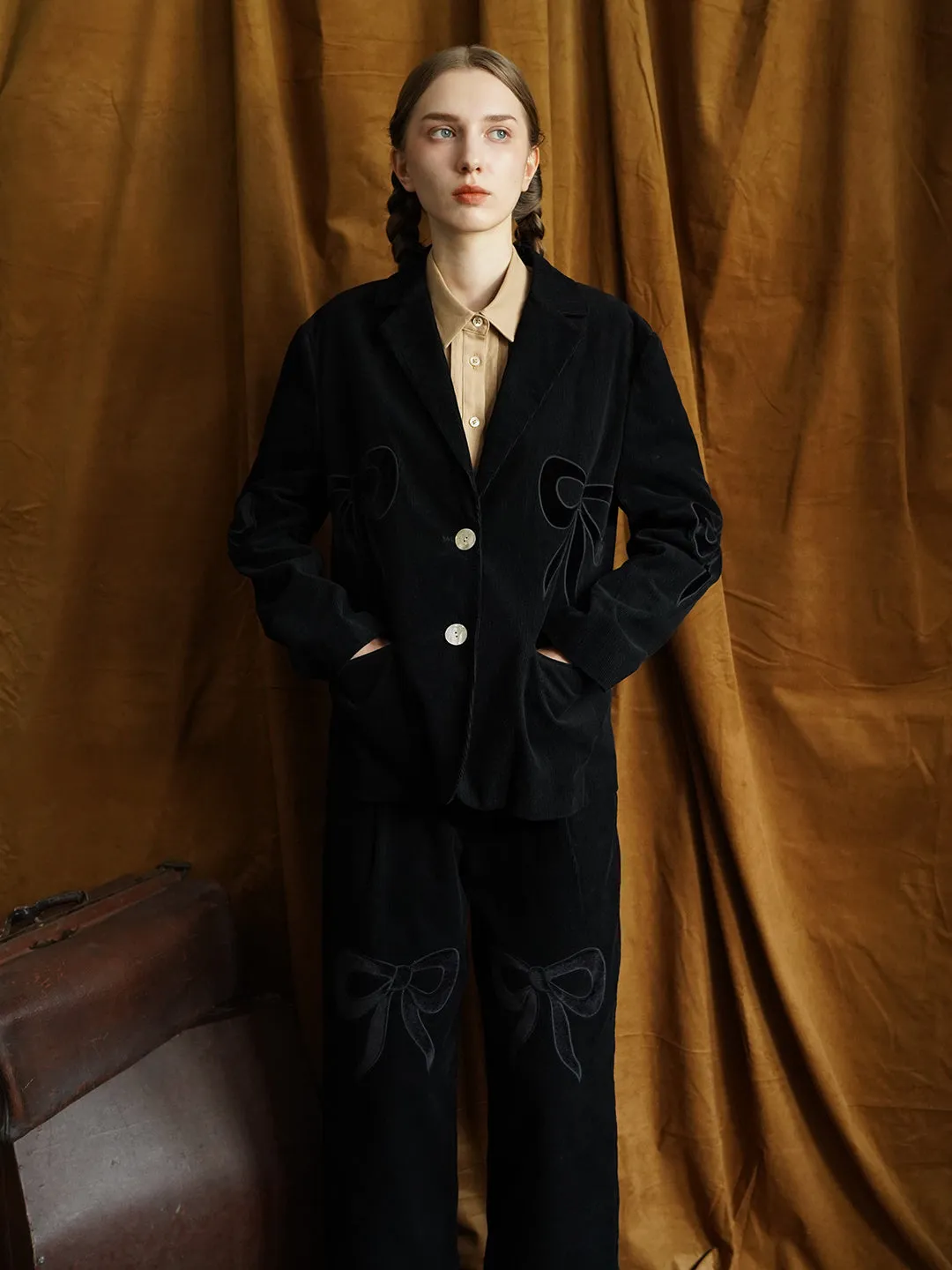 Unlogical Poem Bow-knot Appliques Black Cotton corduroy Blazer