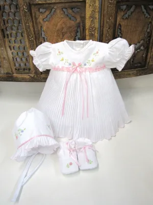 Will'beth Girls White Pleated Ribbon 4pc Dress Preemie Newborn & 3 6 months