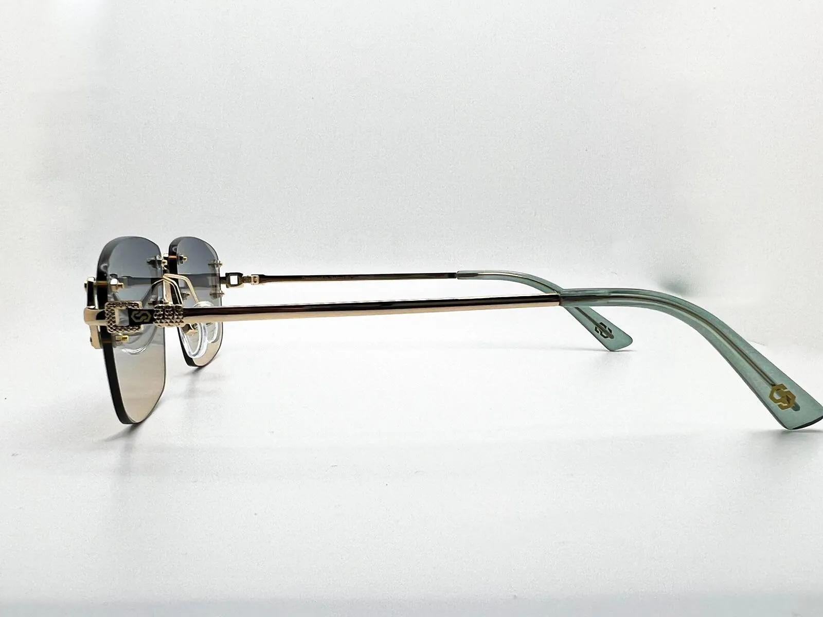 (WS) CityStyle™ Phantom - Gold Wires